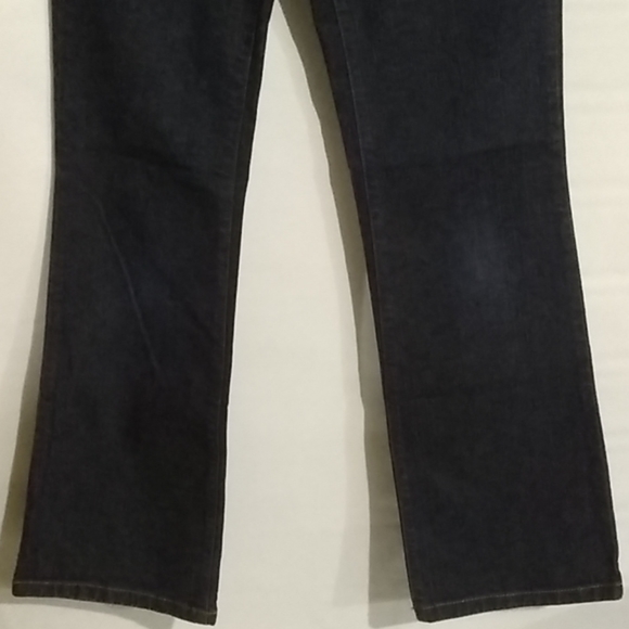 DKNY Jeans Boot Cut/Flare Leg Size 2 - Picture 3 of 7